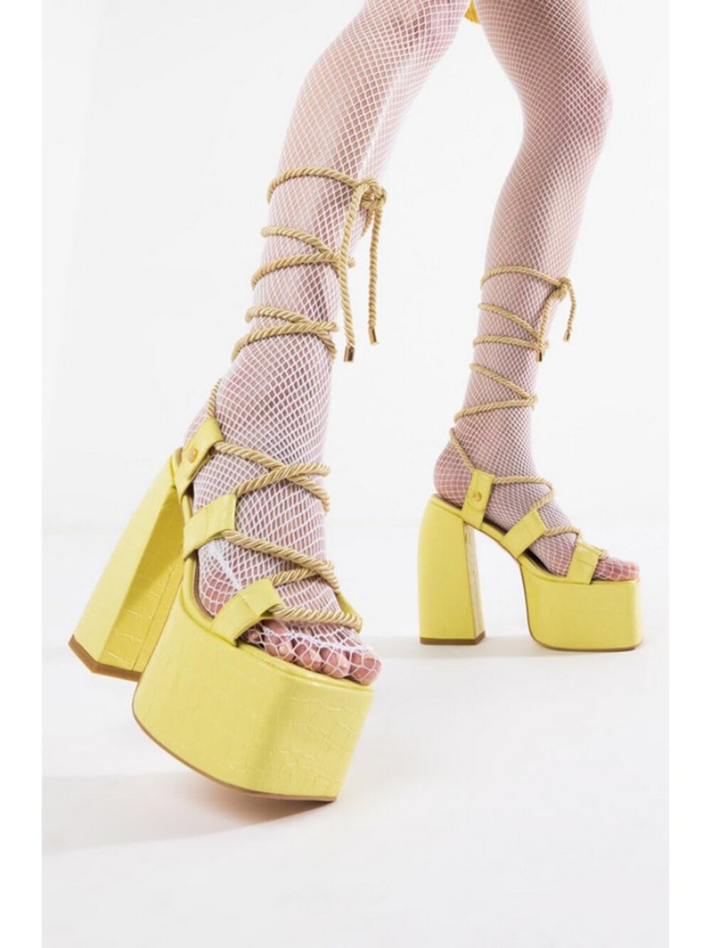 Azalea Wang Sz. 11 Lime Resort Ready Chunky Platform Sandal
